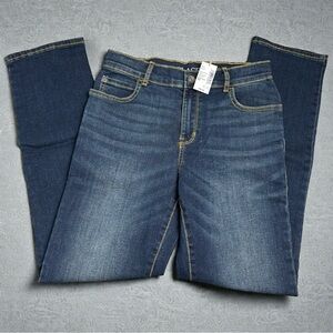 💙 The Children’s Place Straight Stretch Jeans – Size 12 (NWT) 💙